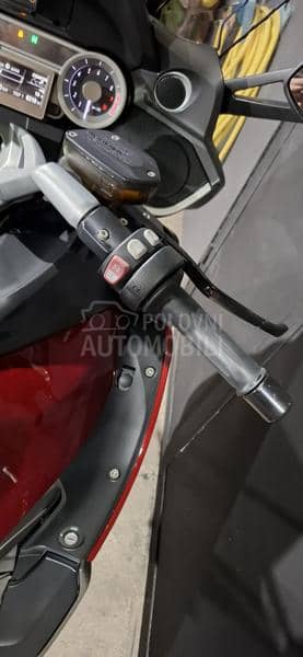 BMW K1600GT