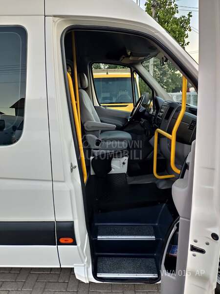 Volkswagen Crafter 2.5 TDI MAXI PUTNICKI