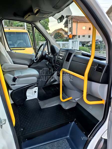 Volkswagen Crafter 2.5 TDI MAXI PUTNICKI