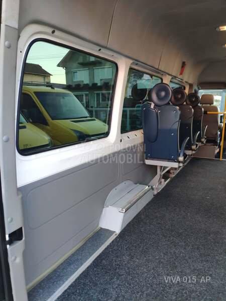 Volkswagen Crafter 2.5 TDI MAXI PUTNICKI
