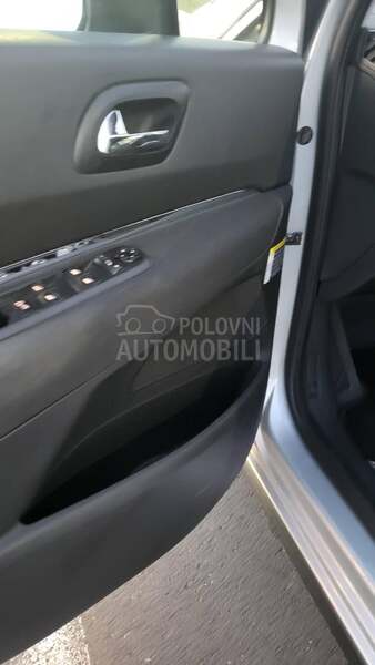 Peugeot 3008 1.6 HDI