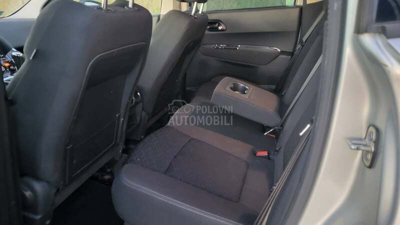 Peugeot 3008 1.6 HDI