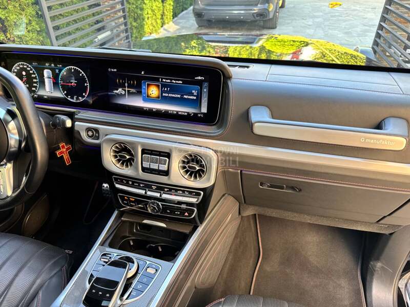 Mercedes Benz G 400 