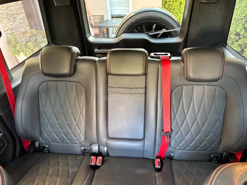 Mercedes Benz G 400 