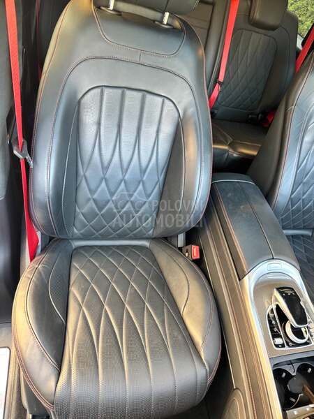 Mercedes Benz G 400 