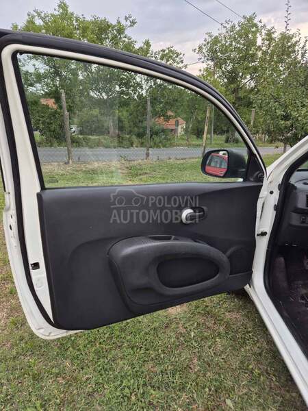 Nissan Micra K12