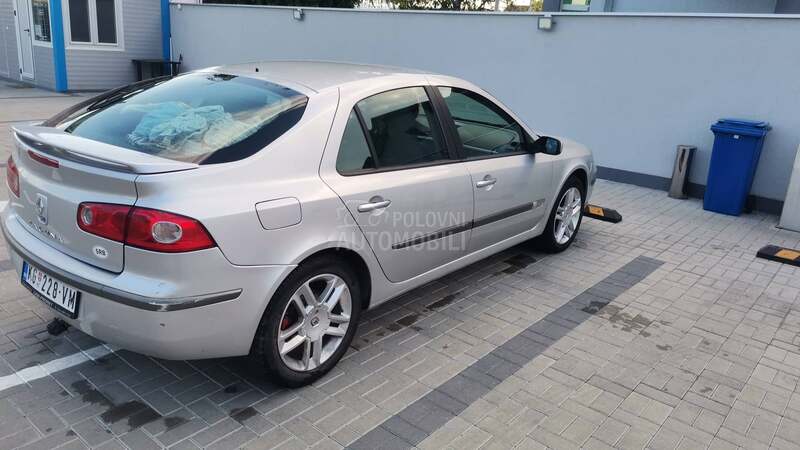Renault Laguna 