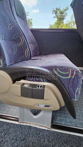 Berkhof VOLVO B9R