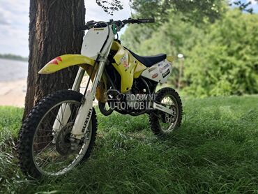 Suzuki Rm