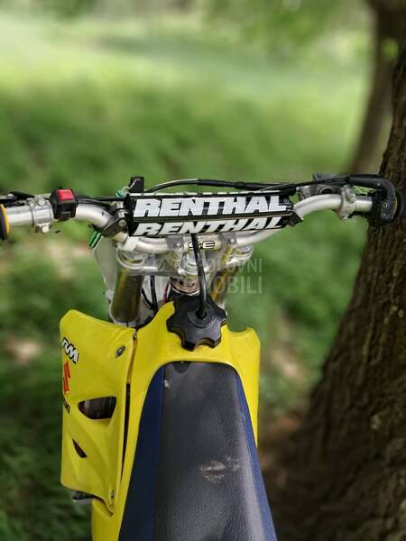 Suzuki Rm