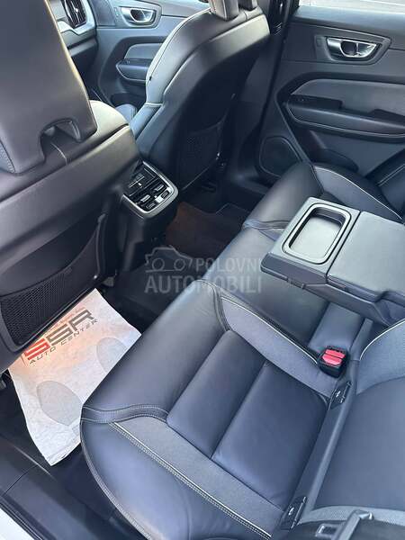 Volvo XC60 R-Design 360,PANO,HK