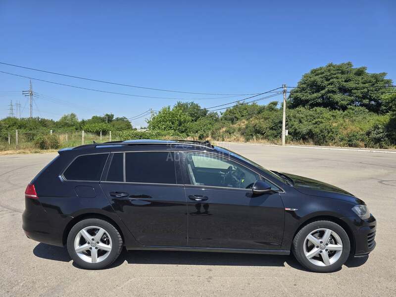 Volkswagen Golf 7 1.6tdi/Pano/Aut/Nav
