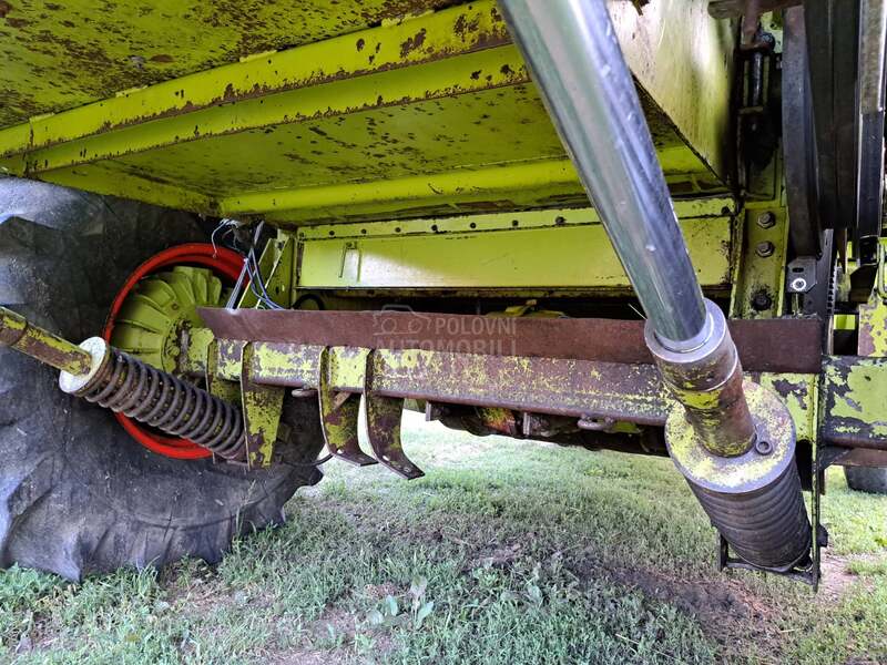 Claas Dominator 86