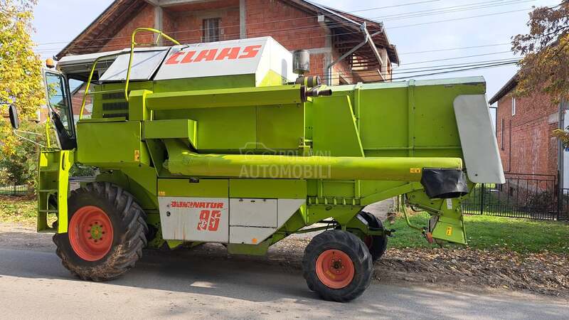Claas Dominator 86