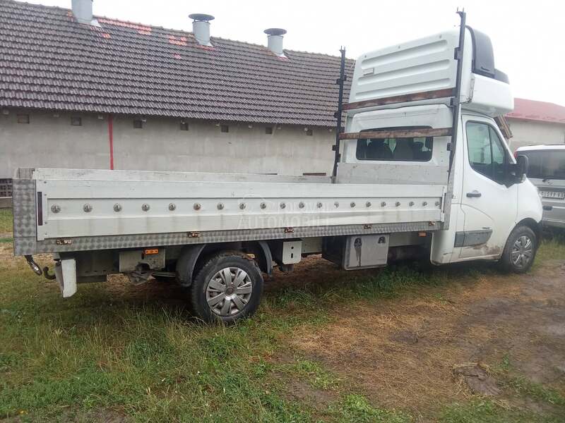 Renault Master 2.3 neispravan