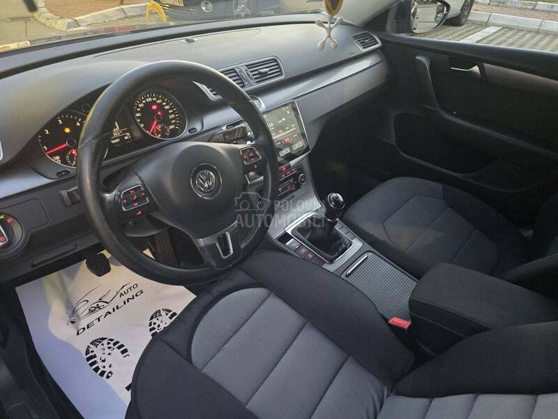 Volkswagen Passat B7 1.6TDI/NAV/KAMERA