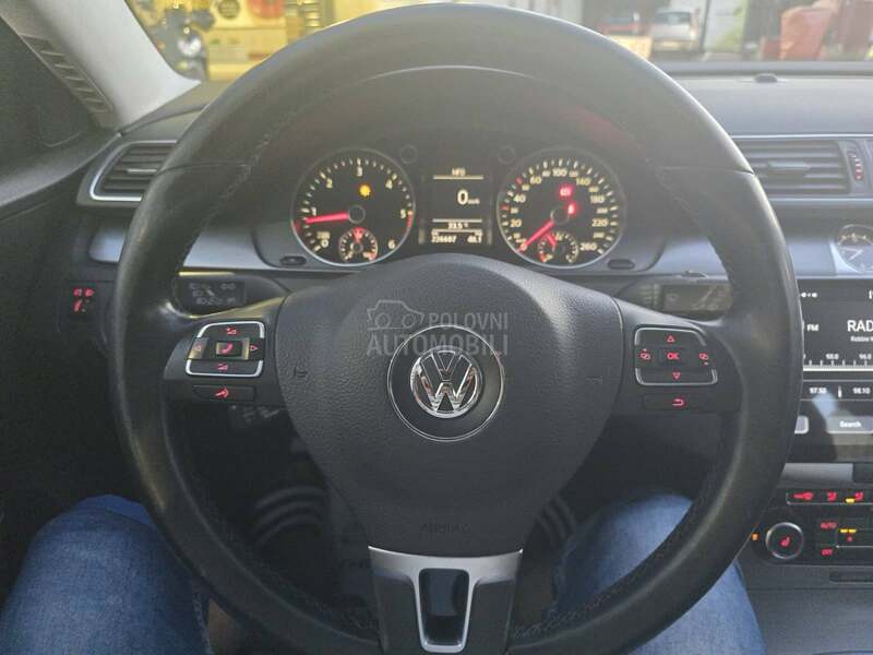 Volkswagen Passat B7 1.6TDI/NAV/KAMERA