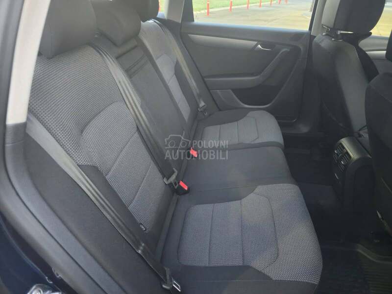 Volkswagen Passat B7 1.6TDI/NAV/KAMERA