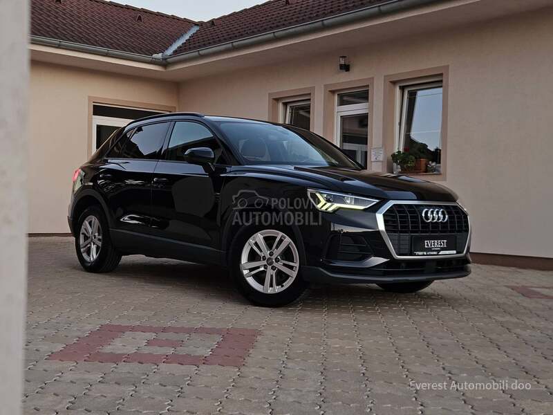 Audi Q3 1.5TFSi/BUSINESS/