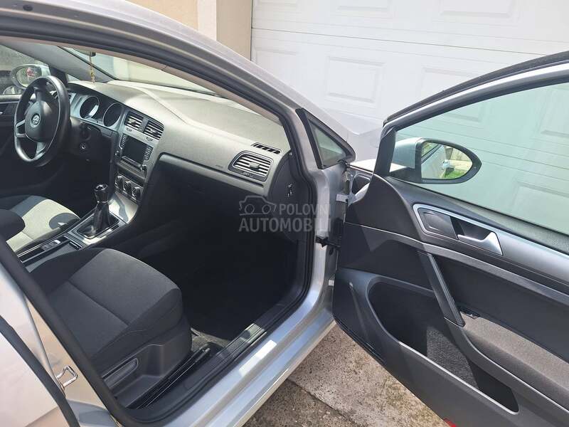 Volkswagen Golf 7 
