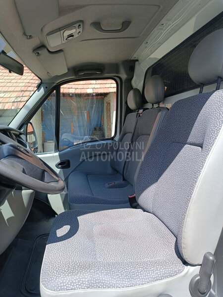 Opel Movano 2.5tdci
