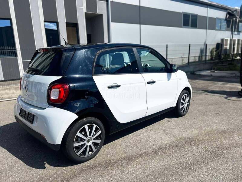 Smart ForFour 1.0