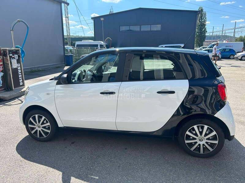 Smart ForFour 1.0