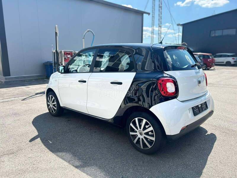 Smart ForFour 1.0