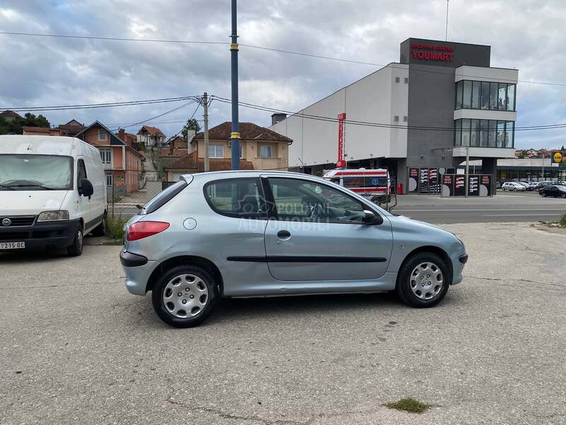 Peugeot 206 
