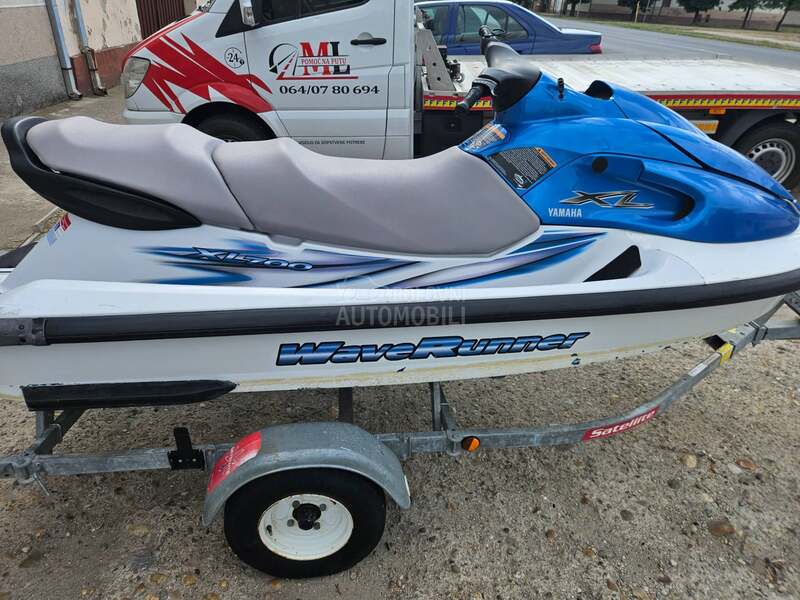 Yamaha XL700