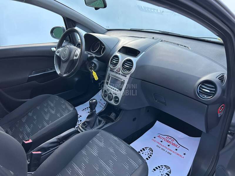 Opel Corsa D 1.3CDTI NAV/FUL/REST