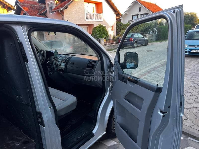 Volkswagen Transporter T5 