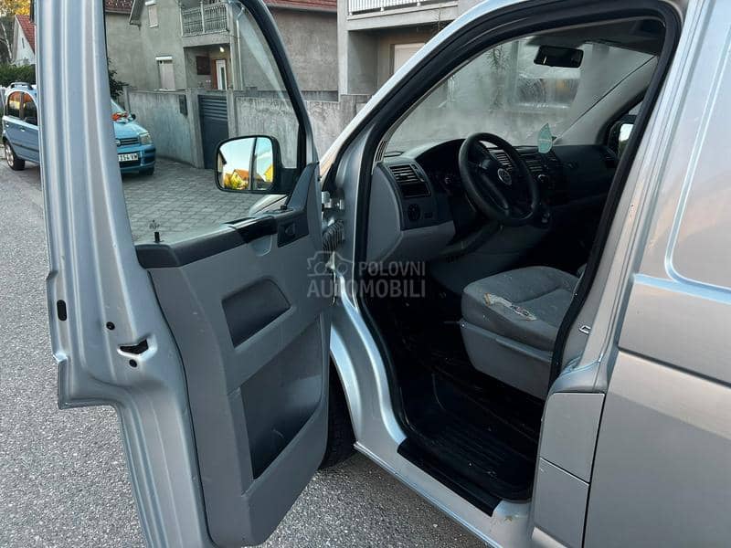 Volkswagen Transporter T5 