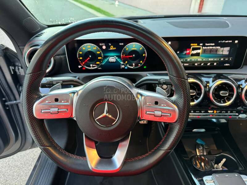 Mercedes Benz CLA 180 Shooting Brake AMG LINE