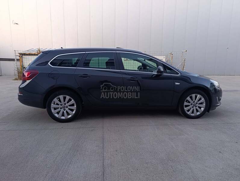 Opel Astra J 1.6 CDTI