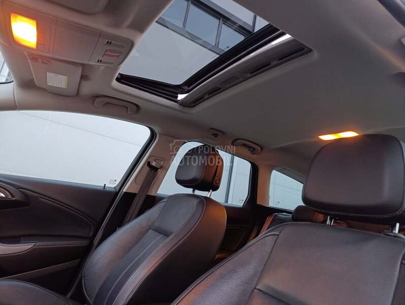 Opel Astra J 1.6 CDTI