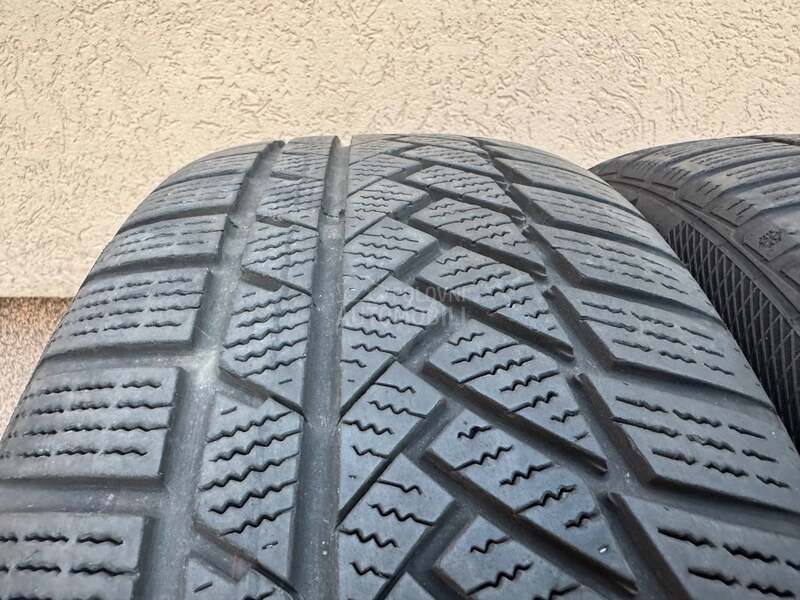 Continental 235/50 R19 Zimska