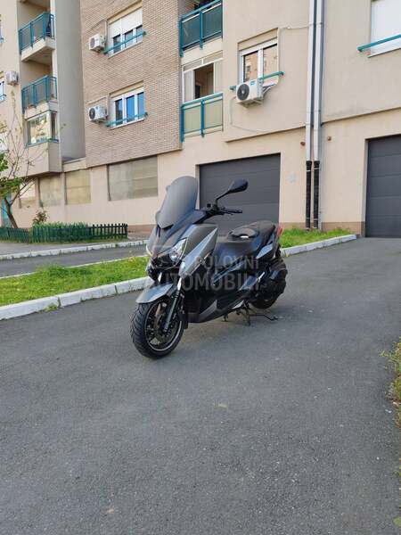 Yamaha XMAX 400 X MAX