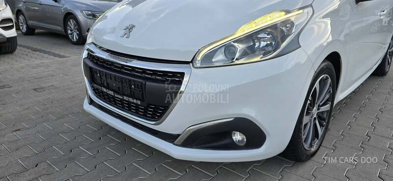 Peugeot 208 1.6 HDI  ALLURE