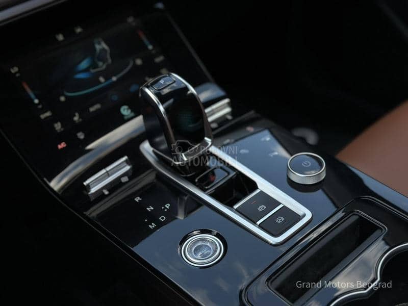 Chery Tiggo 8 1.6 T-GDI NOBLE