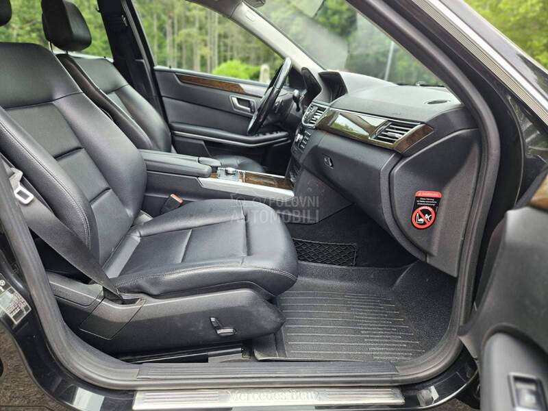 Mercedes Benz E 200 