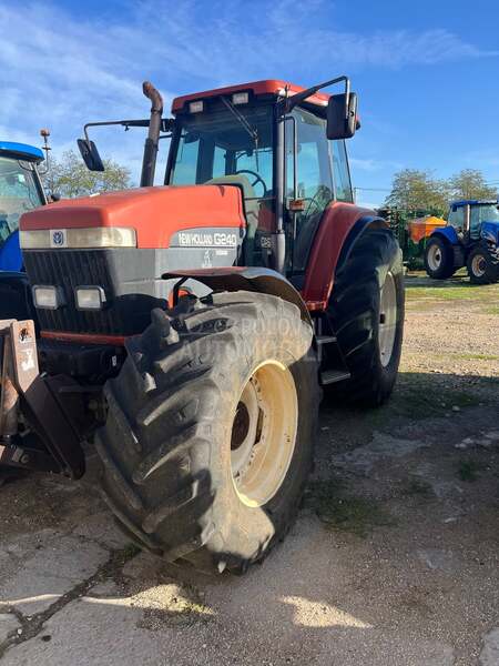 New Holland G240