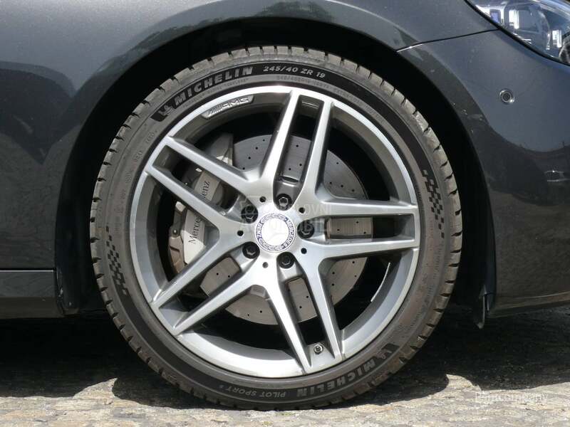 Mercedes Benz E 400 