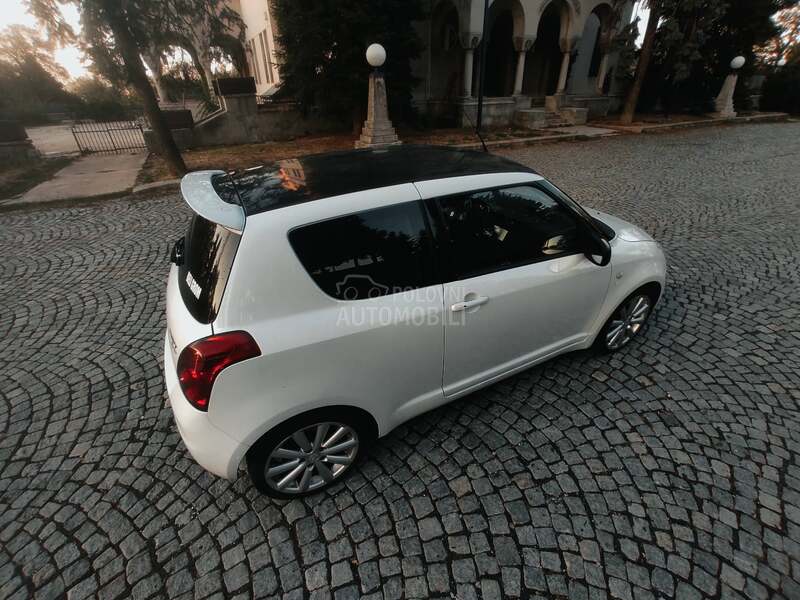 Suzuki Swift SPORT // CH