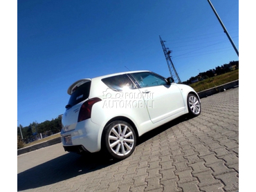 Suzuki Swift // FABRIKA