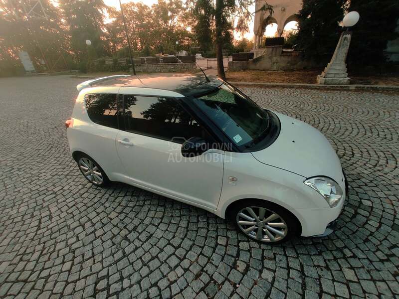 Suzuki Swift SPORT // CH