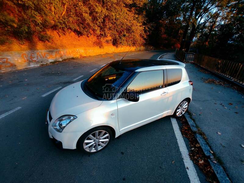 Suzuki Swift SPORT // CH