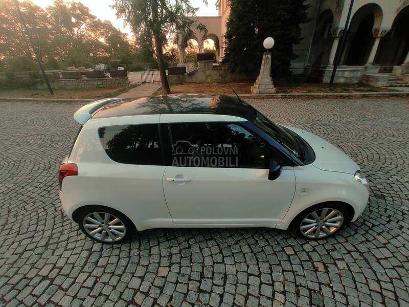 Suzuki Swift SPORT // CH
