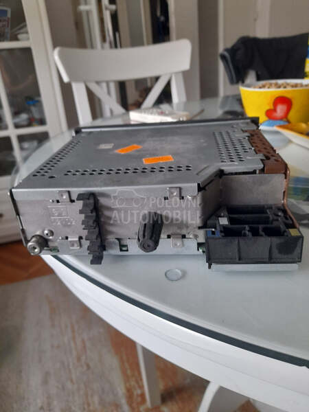 auto radio