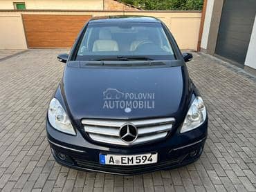 Mercedes Benz B 180 SA TABLICAMA
